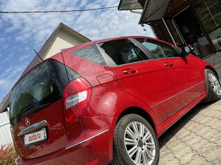 2008 Mercedes-Benz A-Класс 170 II (W169) Рестайлинг, красный, 770000 рублей, вид 3