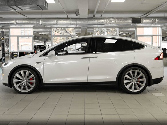 2016 Tesla Model X P90D I, белый, 7500000 рублей - вид 11