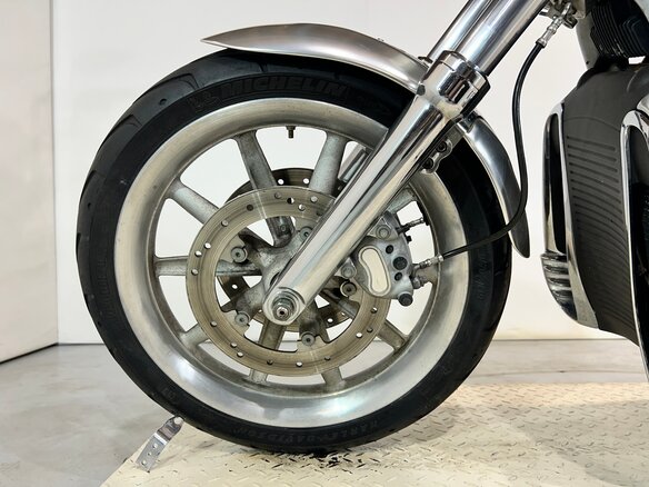 2003 Harley-Davidson V-Rod, серебристый, 460000 рублей - вид 25