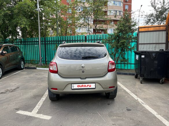 2017 Renault Sandero II, бежевый, 850000 рублей - вид 4