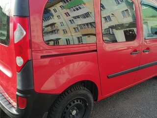 2011 Renault Kangoo II, красный, 750000 рублей, вид 5