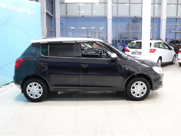 2012 Skoda Fabia II Рестайлинг, чёрный - вид 4