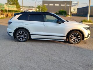2019 Volkswagen Touareg III, белый, 5550000 рублей, вид 4