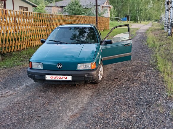 1990 Volkswagen Passat B3, зелёный, 110000 рублей - вид 3