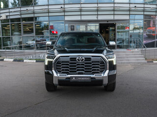 2025 Toyota Tundra Crew Max CrewMax III, чёрный, 9050000 рублей, вид 3