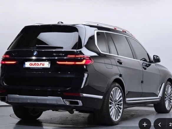 2025 BMW X7 40d I (G07) Рестайлинг, чёрный, 13450000 рублей - вид 3