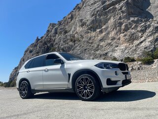 2017 BMW X5 25d III (F15), белый, 3100000 рублей, вид 1