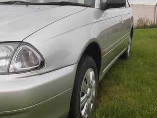 2001 Toyota Caldina II Рестайлинг, серебристый, 670000 рублей, вид 2