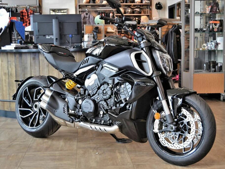 2025 Ducati Diavel, чёрный, 3300000 рублей, вид 1