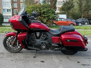 2022 Indian Challenger, красный, 1783001 рублей, вид 1