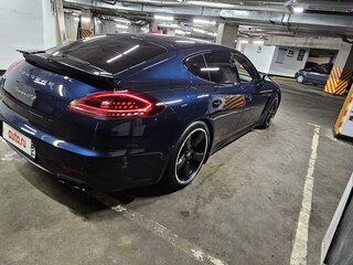 2013 Porsche Panamera GTS I Рестайлинг, синий, 3620000 рублей, вид 4