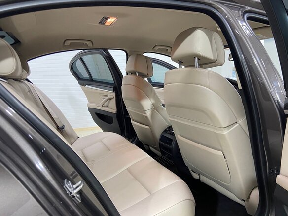 2011 BMW 5 серии 520d VI (F10/F11/F07), серый, 2280000 рублей - вид 25