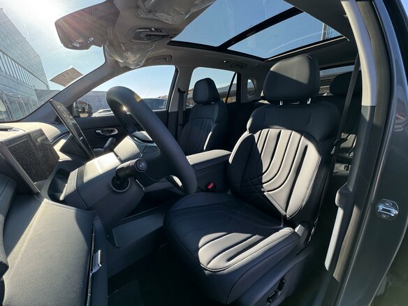 2026 Geely EX5 Гибрид EM-i, серый, 3974990 рублей - вид 14