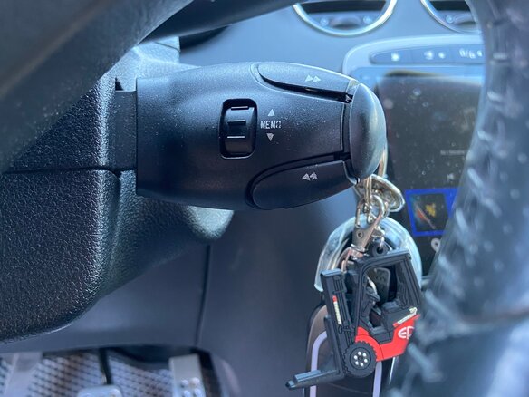 2010 Peugeot 308 I, чёрный, 585000 рублей - вид 13