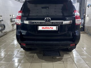 2014 Toyota Land Cruiser Prado 150 Series Рестайлинг 1, чёрный, 2750000 рублей, вид 4