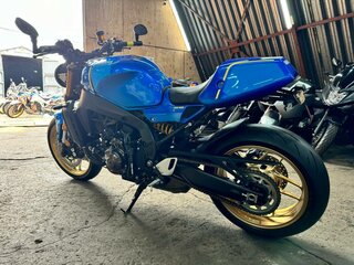 2021 Yamaha XSR900, синий, 1170000 рублей, вид 3
