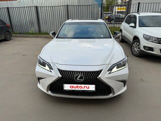 2019 Lexus ES 200 VII, белый, 2650000 рублей, вид 1