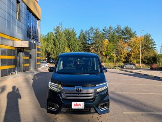 2017 Honda Stepwgn Spada V Рестайлинг, зелёный, 2800000 рублей, вид 2