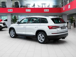 2017 Skoda Kodiaq I, белый, 2090000 рублей, вид 4