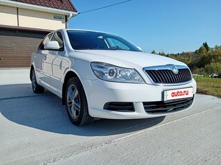 2011 Skoda Octavia II (A5) Рестайлинг, белый, 780000 рублей, вид 1