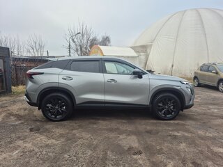 2024 Omoda C5 I Рестайлинг, серебристый, 2100000 рублей, вид 3
