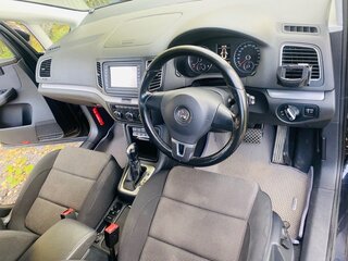 2012 Volkswagen Sharan II, чёрный, 1190000 рублей, вид 4