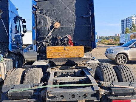 2018 Renault T-Series, синий, 3000000 рублей, вид 3