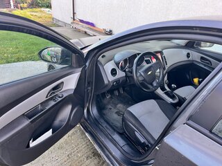 2012 Chevrolet Cruze I, серебристый, 650000 рублей, вид 5
