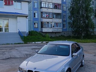 2001 BMW 5 серии 520i IV (E39) Рестайлинг, серебристый, 650000 рублей, вид 1