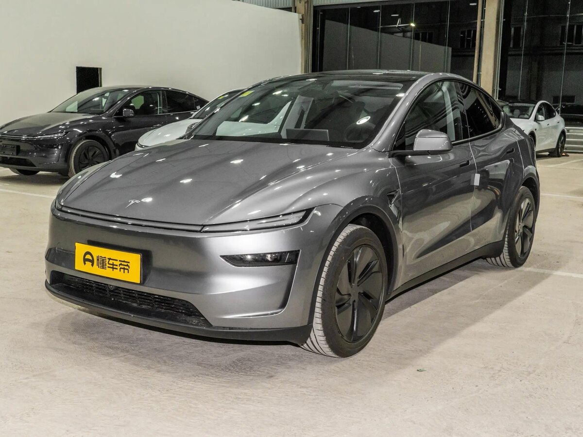 Открыть фотографии: Tesla Model Y I Рестайлинг