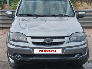 2016 Chevrolet Niva I Рестайлинг, серый, 750000 рублей, вид 1