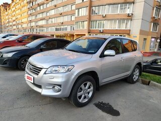 2012 Toyota RAV4 III (XA30) Рестайлинг, серебристый, 1365000 рублей, вид 1