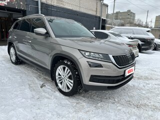 2021 Skoda Kodiaq I, серый, 3800000 рублей, вид 3