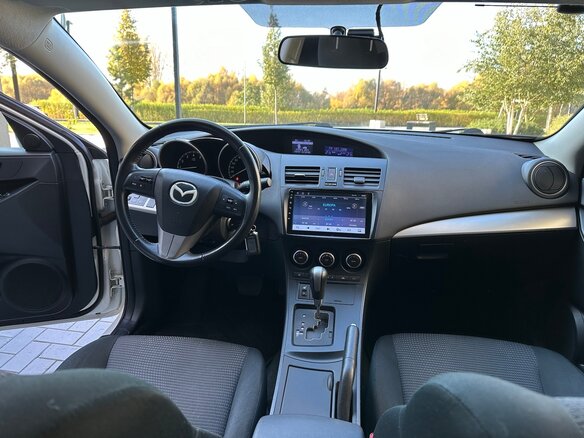 2012 Mazda 3 II (BL) Рестайлинг, белый, 1355000 рублей - вид 18