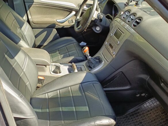 2008 Ford S-MAX I, серый, 530000 рублей - вид 9