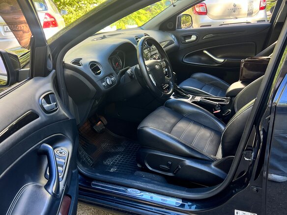 2010 Ford Mondeo IV, чёрный, 1050000 рублей - вид 9