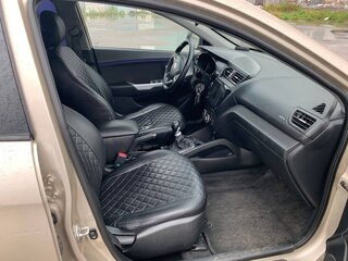 2011 Kia Rio 5-speed III, бежевый, 670000 рублей, вид 5