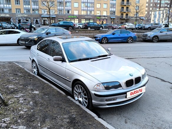 2000 BMW 3 серии 325i IV (E46), серебристый, 600000 рублей - вид 3