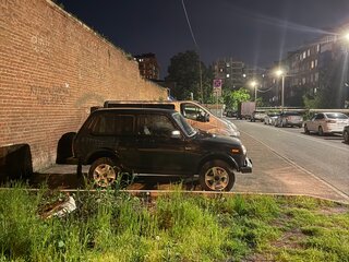 2023 Lada (ВАЗ) Niva Legend I, чёрный, 900000 рублей, вид 2