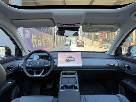 2026 Changan Qiyuan Q05 51.9 kWh II, серебристый, 2370000 рублей, вид 5