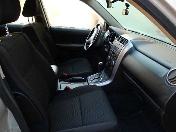 2010 Suzuki Grand Vitara II Рестайлинг, серебристый, 1270000 рублей - вид 16