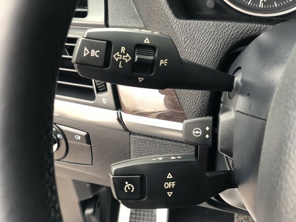 2013 BMW X5 50i II (E70) Рестайлинг, белый - вид 34