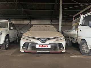 2021 Toyota Camry VIII (XV70), белый, 3350000 рублей, вид 2