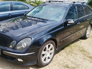 2003 Mercedes-Benz E-Класс 240 III (W211, S211), чёрный, 500000 рублей, вид 1