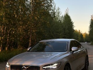2020 Volvo S90 II Рестайлинг, серебристый, 3500000 рублей, вид 3