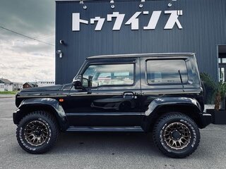 2022 Suzuki Jimny Sierra IV, чёрный, 1800000 рублей, вид 2