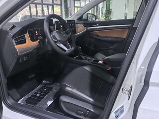 2023 Volkswagen Bora IV (China Market) Рестайлинг, белый, 1430000 рублей, вид 2