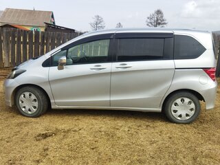 2009 Honda Freed I, серый, 850000 рублей, вид 4