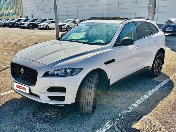 2018 Jaguar F-Pace I, белый, 2750000 рублей - вид 1