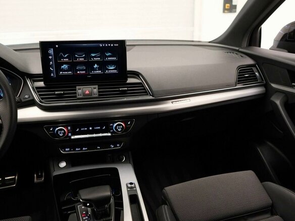 2024 Audi Q5 40 TDI II (FY) Рестайлинг, чёрный, 5900000 рублей - вид 20